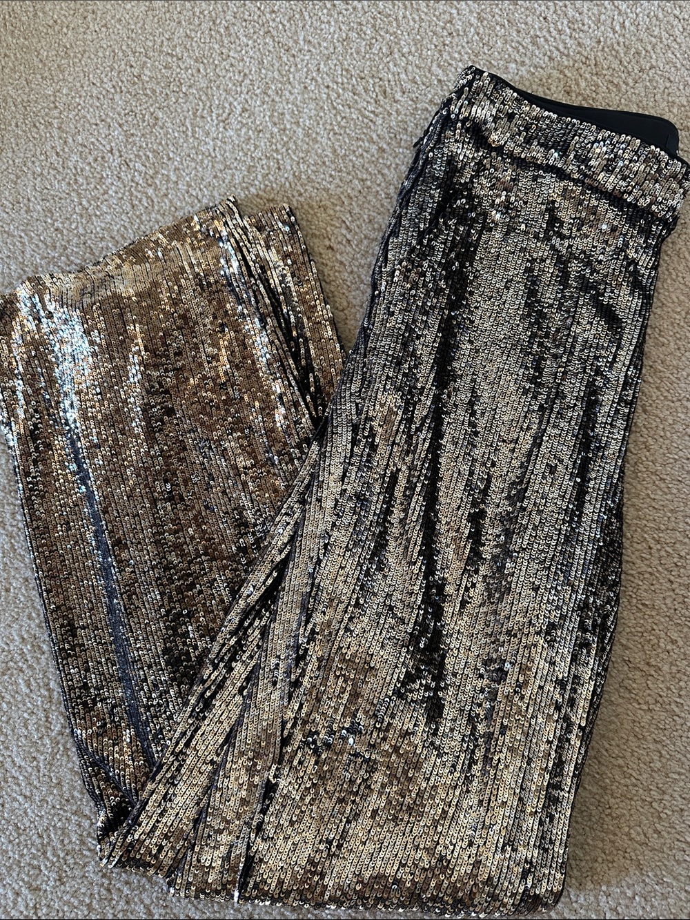 Sequin Wide-Leg Pants in Metallic Gold - Picture 2 of 4